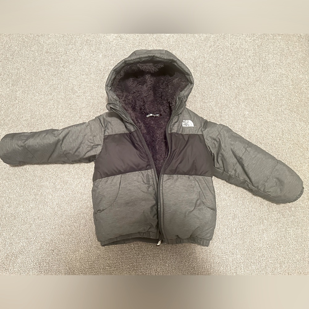 The North Face Toddler puffer - size 3T